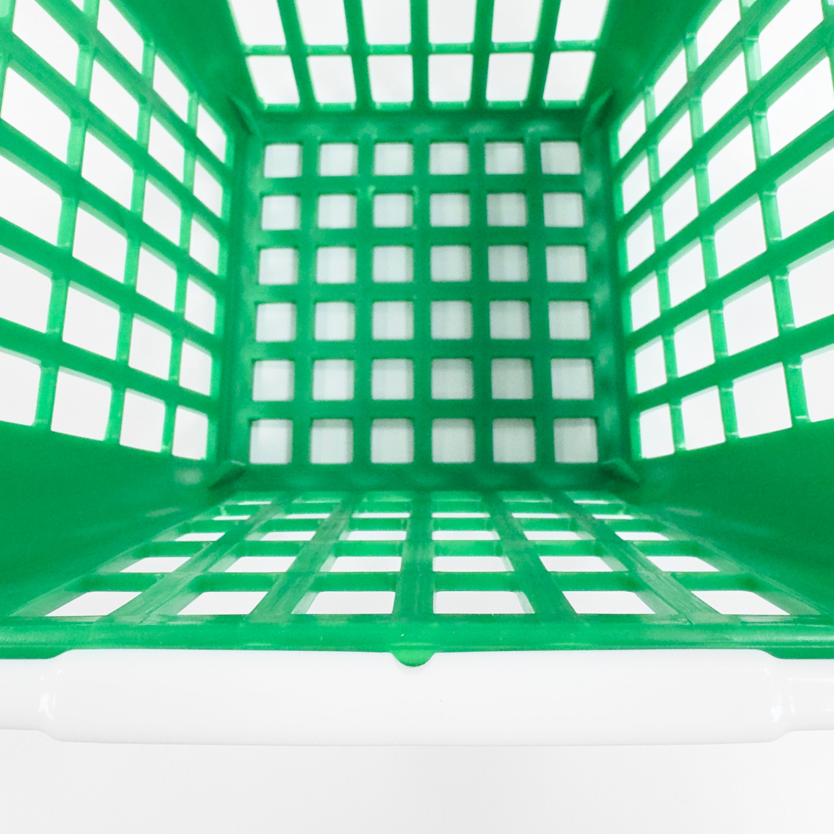 RA-BB9321 Amtech Range Ball Basket Plastic Square Green for the Golf Driving Range