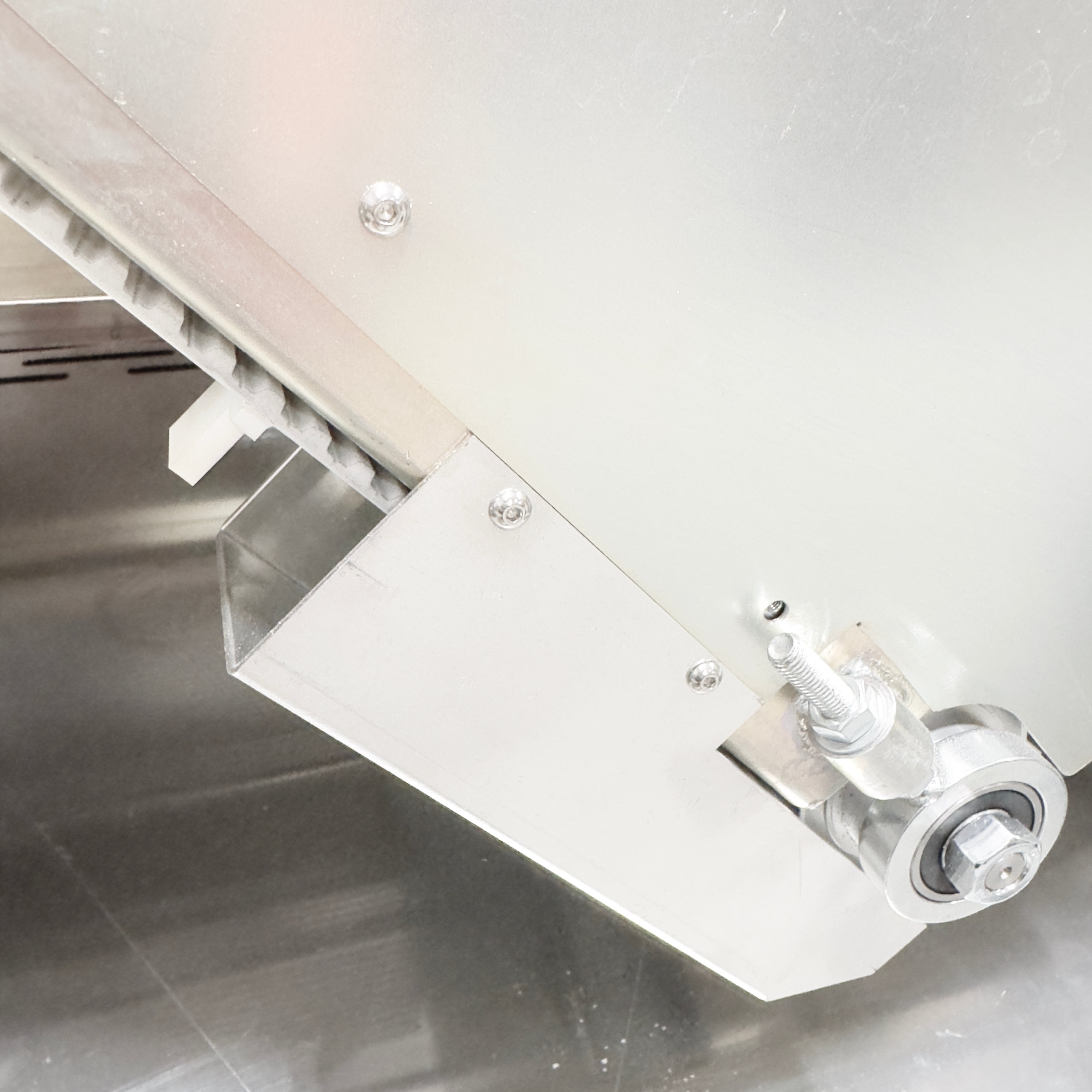 RA-BD1421 Amtech Range Servant Ball Dispenser Tension Roller DJM0053