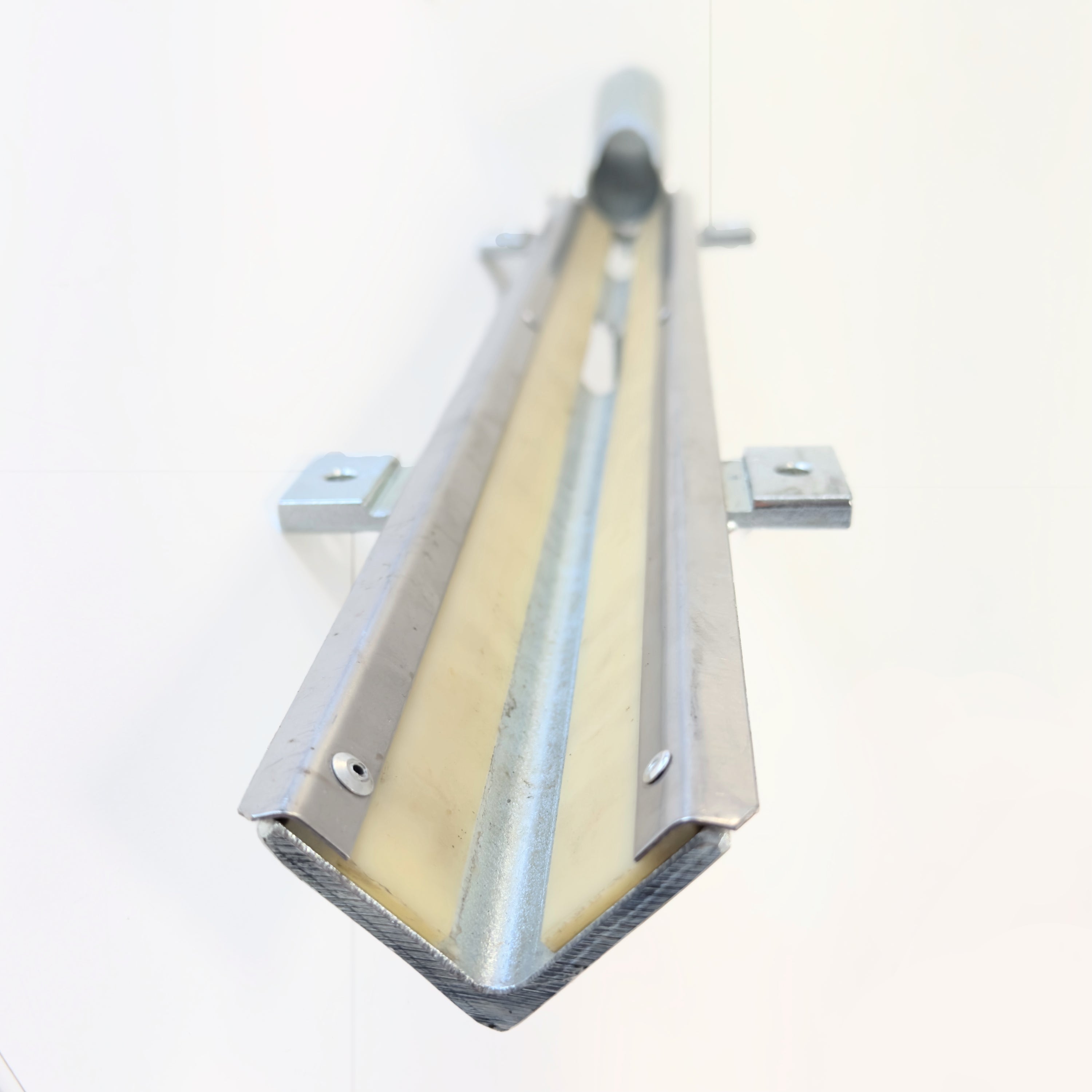 RA-BL5870 Amtech Range Servant Blower Ball Chute 970178