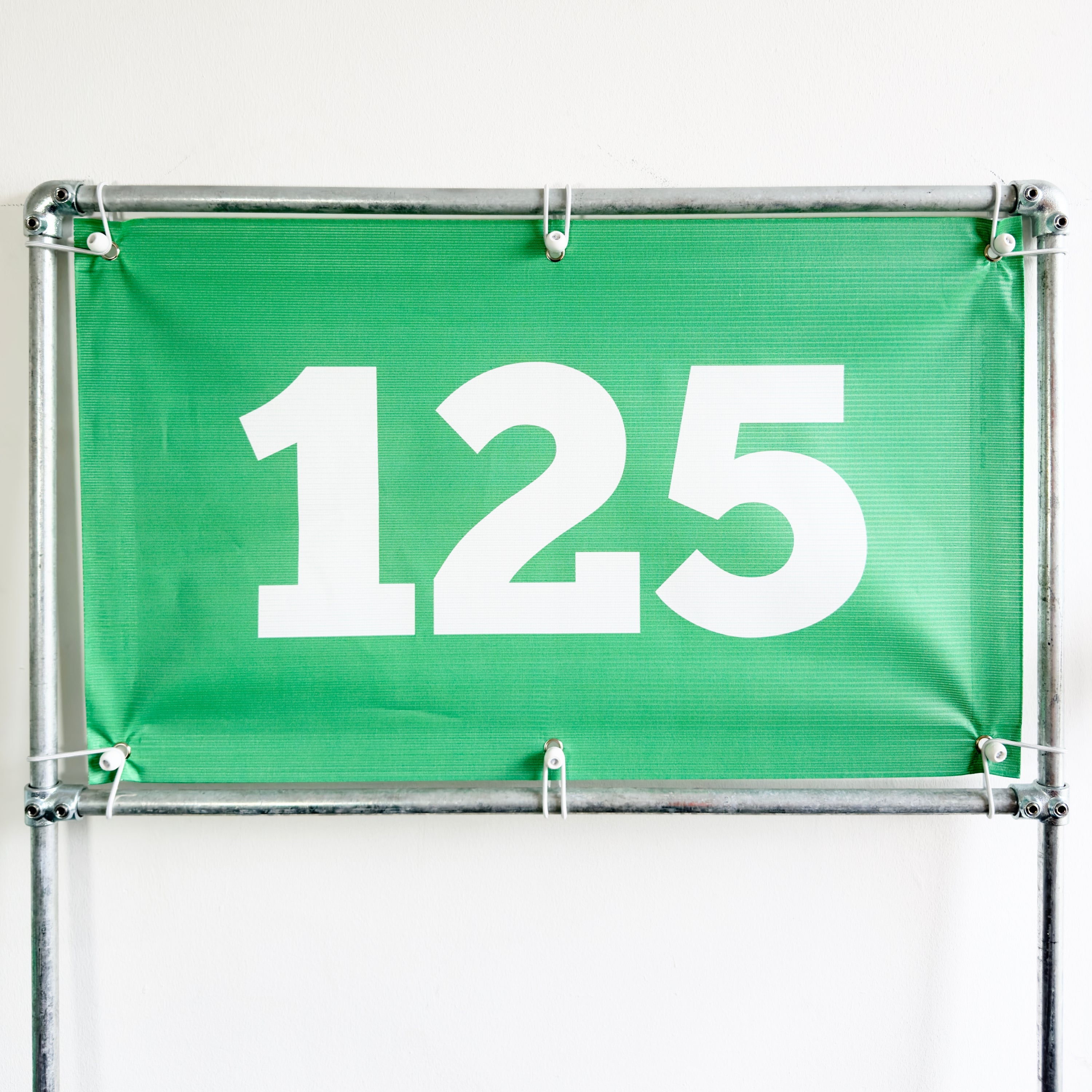 RA-TM9543 Amtech Range PVC Mesh Golf Driving Range Yardage Distance Banner Green 125