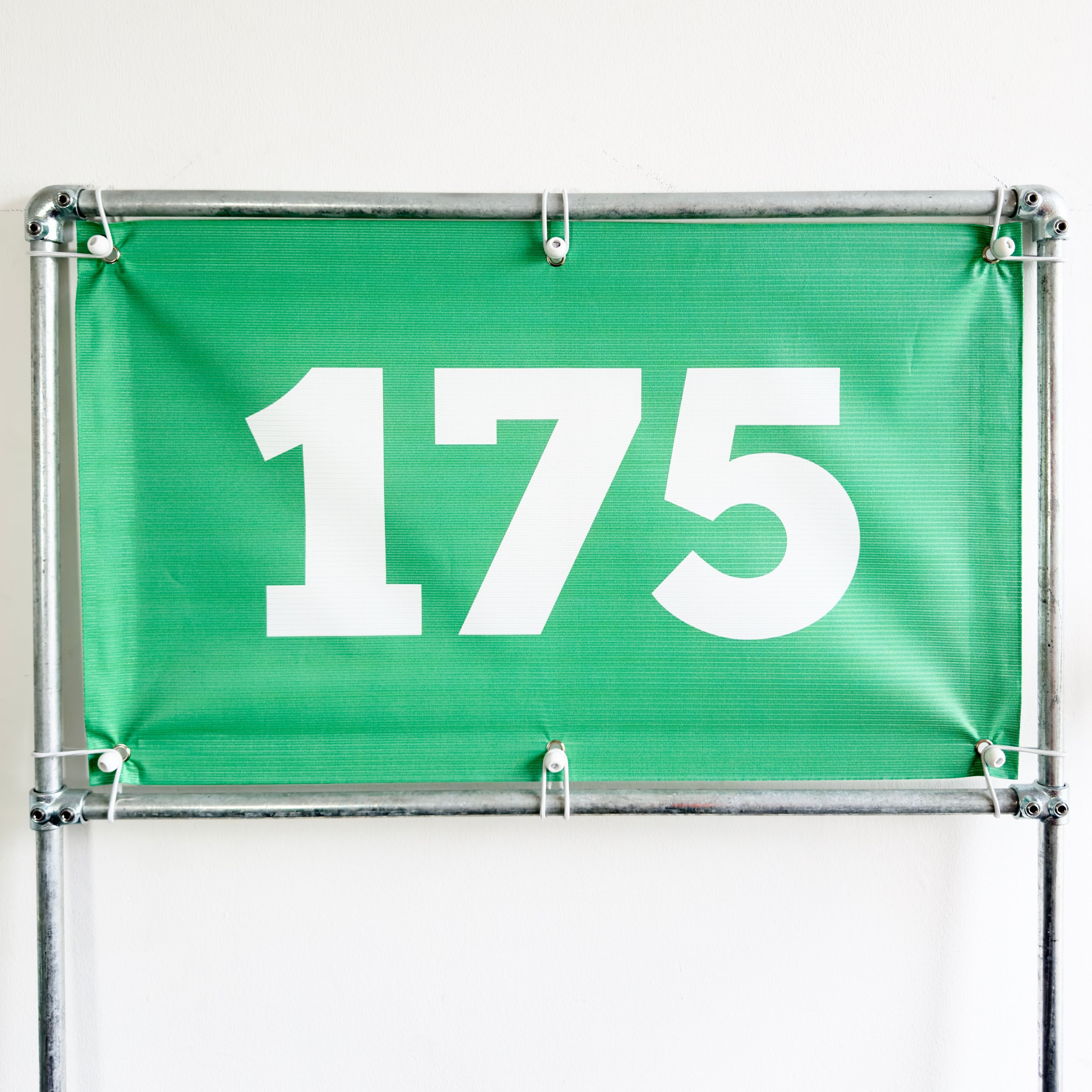 RA-TM9545 Amtech Range PVC Mesh Golf Driving Range Yardage Distance Banner Green 175