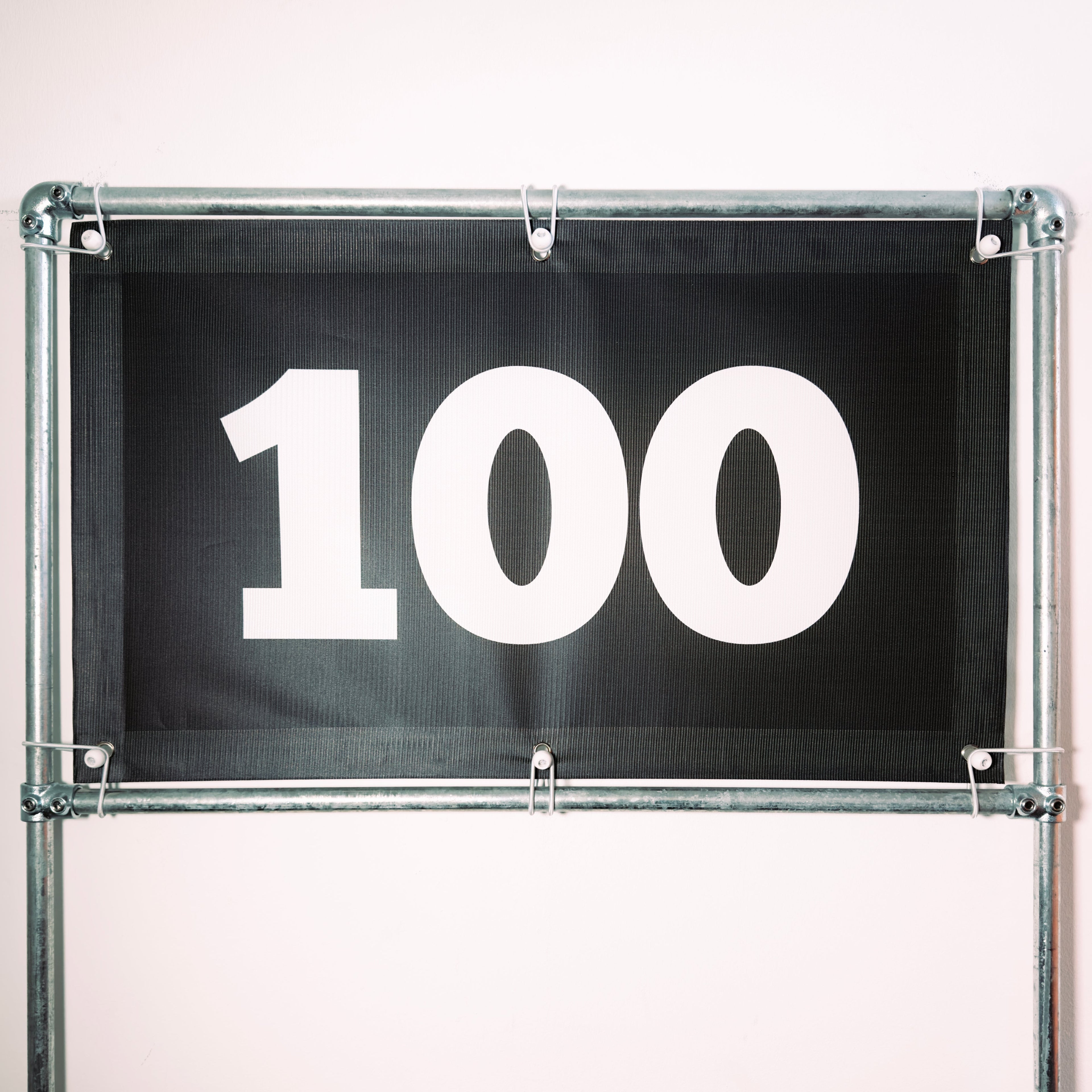 RA-TM9552 Amtech Range PVC Mesh Golf Driving Range Yardage Distance Banner Black 100