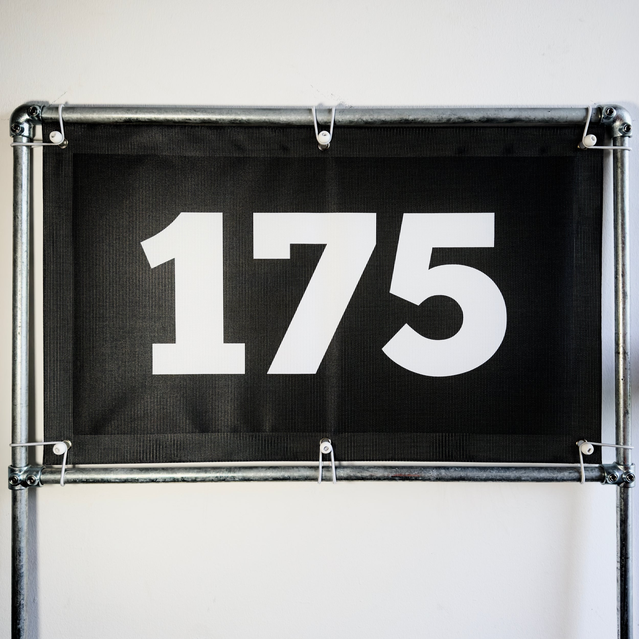 RA-TM9555 Amtech Range PVC Mesh Golf Driving Range Yardage Distance Banner Black 175